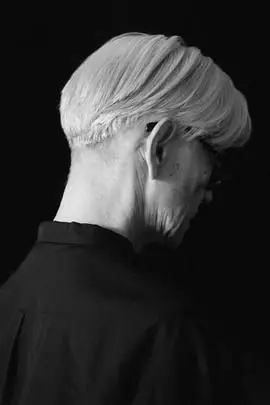 《Last Days 坂本龍一》：告别奏鸣曲，音乐巨匠的生命绝唱与不朽回响